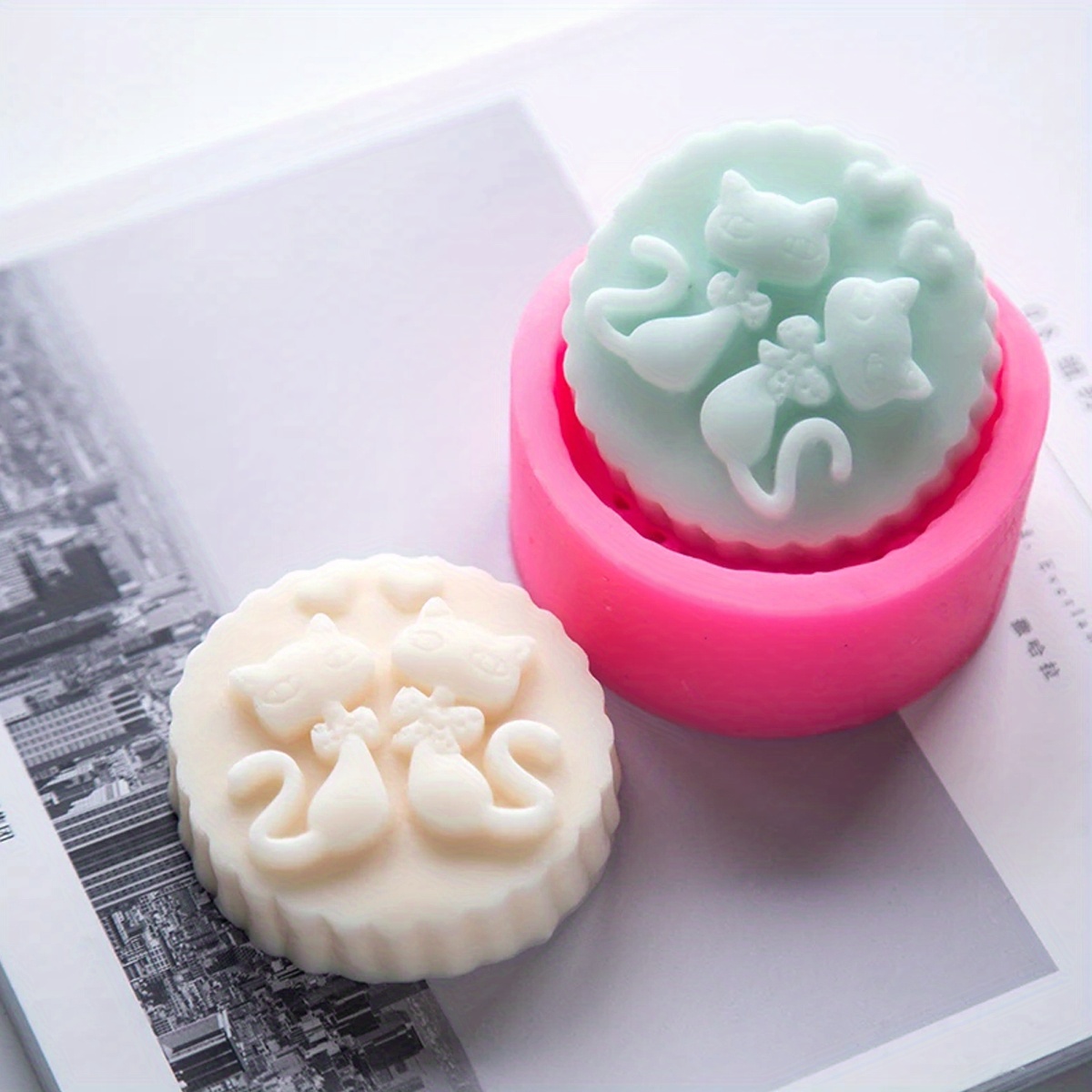 Candle Supplies Tins - 1ピースシリコン製猫型石鹸型 - 丸型DIYキャンドル作成型、手作り石鹸、石膏工芸品、キャンドルワックス用 - かわいい動物型B