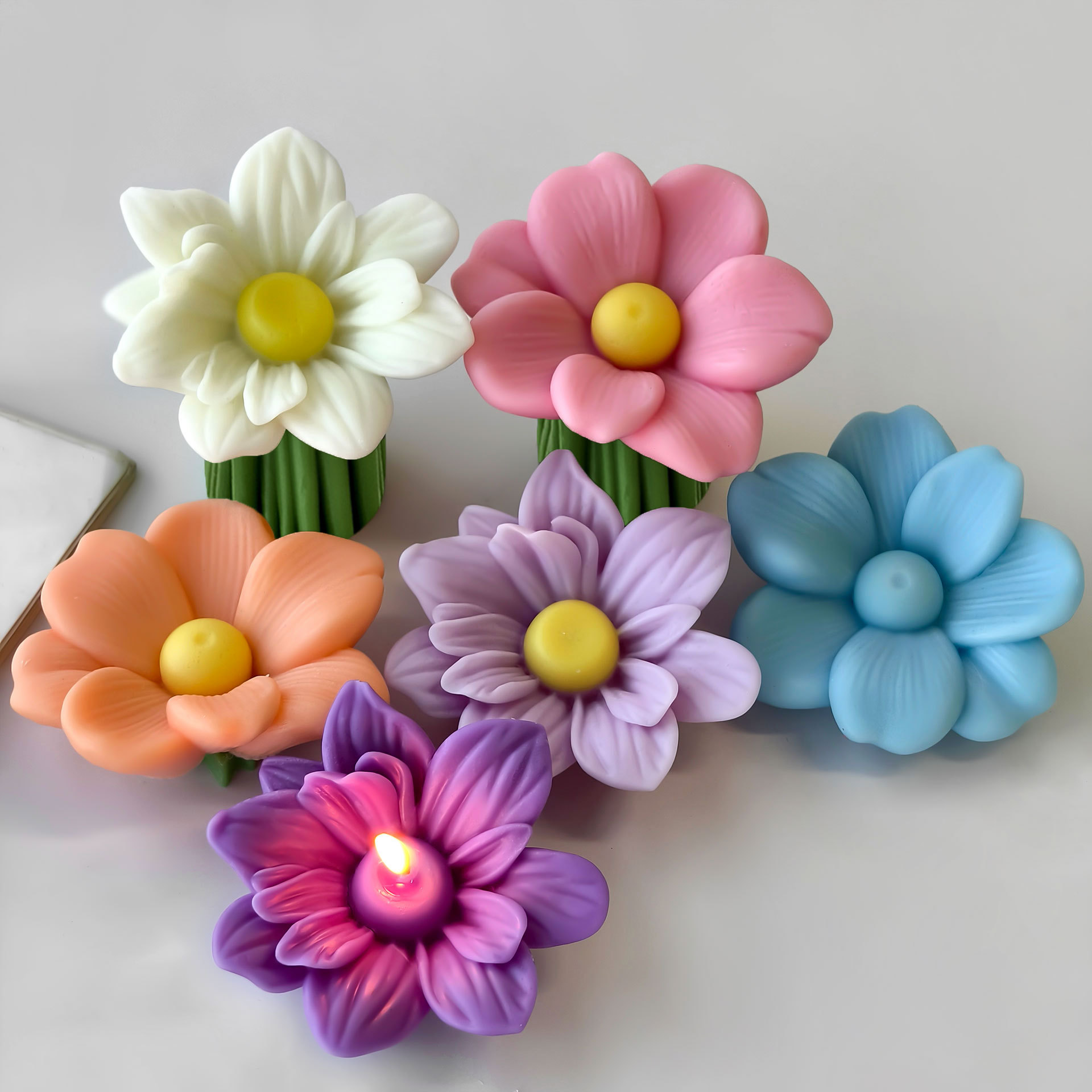 DIY 花アロマキャンドルシリコーン型手作りキャンディーチョ - Candle Supplies Tins のレビューと価格