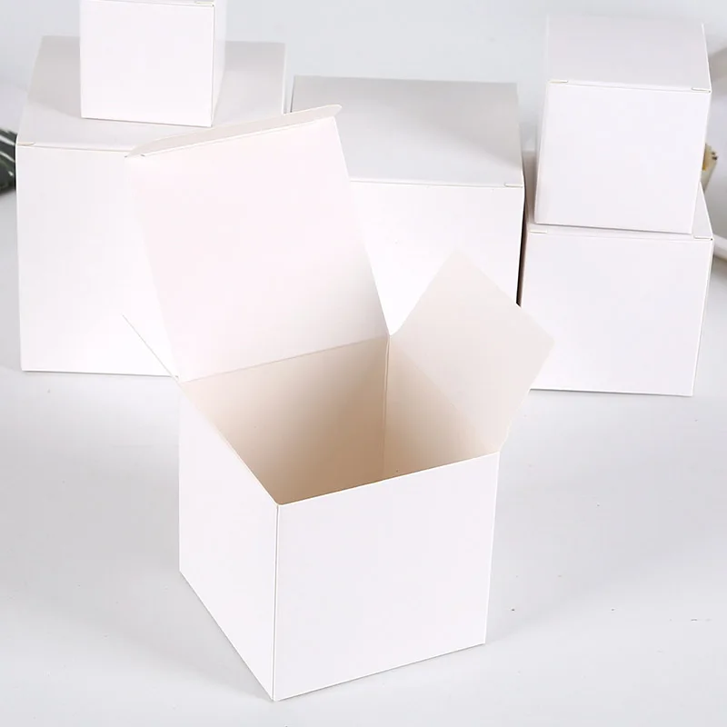 100ピース/ロットホワイトクラフト紙のギフトボックス段ボー - Kraft Paper Box のレビューと価格
