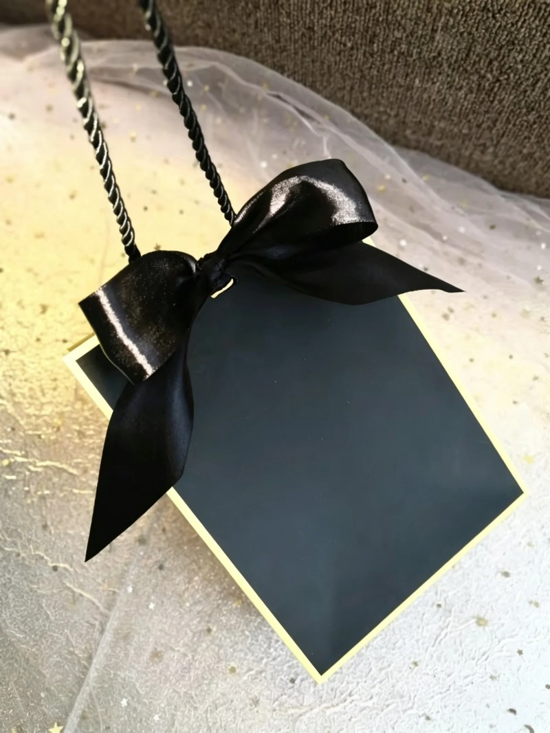 黒白クラフト紙ギフトバッグ、ジュエリーや金のプレゼントボック - Kraft Paper Box のレビューと価格