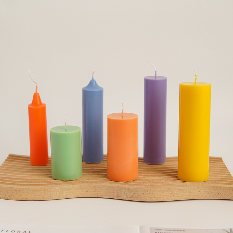 プラスチック製円筒キャンドル型 平らな上部の円柱キャンドル製 - Candle Supplies Tins のレビューと価格