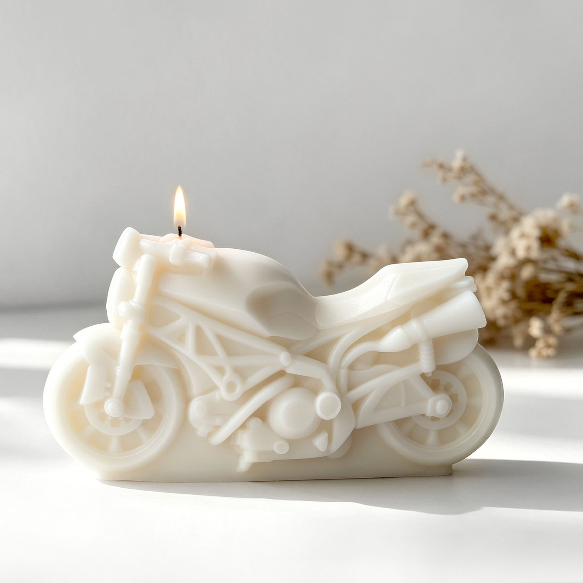オートバイデザインキャンドルシリコンモールド DIY アロマ - Candle Supplies Tins のレビューと価格
