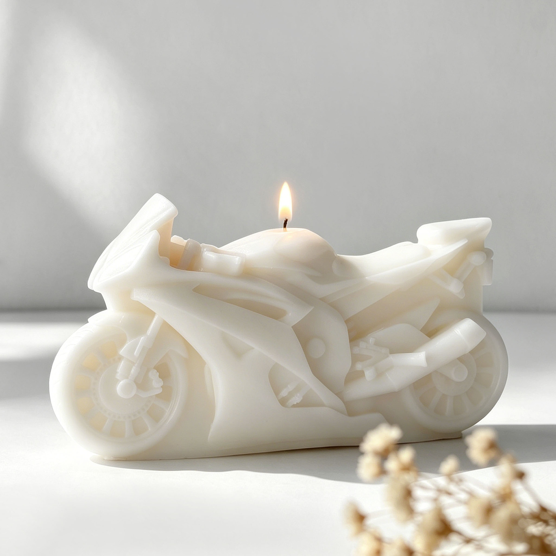 オートバイデザインキャンドルシリコンモールド DIY アロマ - Candle Supplies Tins のレビューと価格